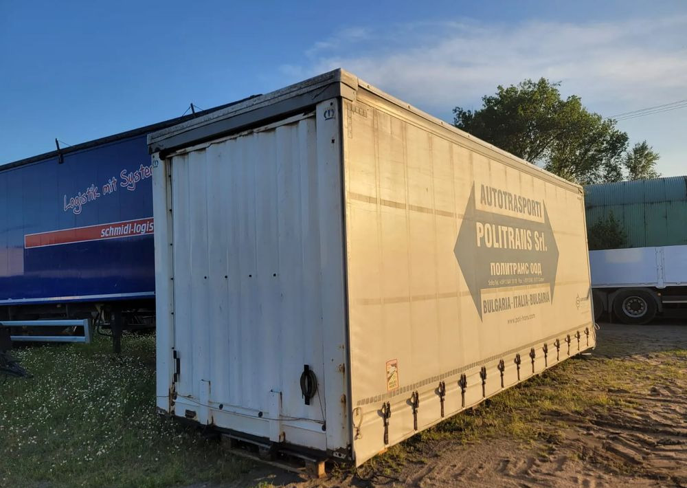 Krone Zabudowa Firanka - Plachtová nadstavba: obrázok 2 Krone Zabudowa Firanka - Plachtová nadstavba: obrázok 2