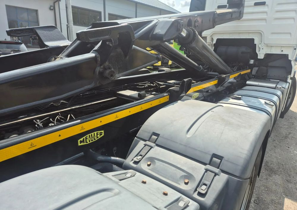 MAN TGX 26-460 Hakowiec oś skrętna - Hákový nosič kontajnerov: obrázok 5 MAN TGX 26-460 Hakowiec oś skrętna - Hákový nosič kontajnerov: obrázok 5