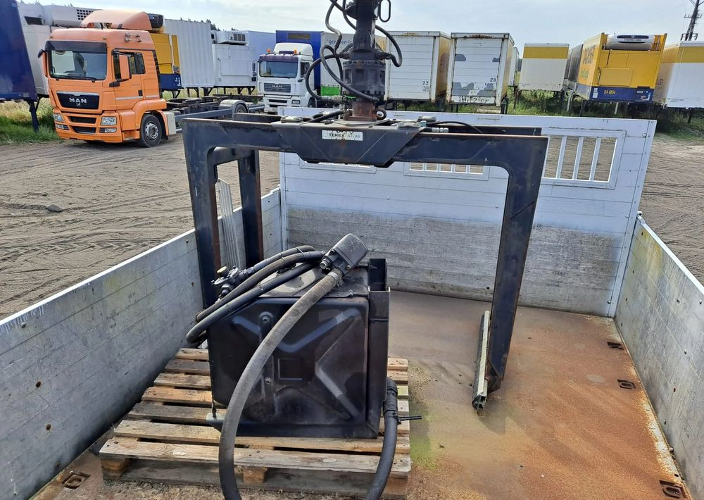 Mercedes-Benz Urządzenie dźwigowe HIAB XS122 - Sklápač: obrázok 3 Mercedes-Benz Urządzenie dźwigowe HIAB XS122 - Sklápač: obrázok 3