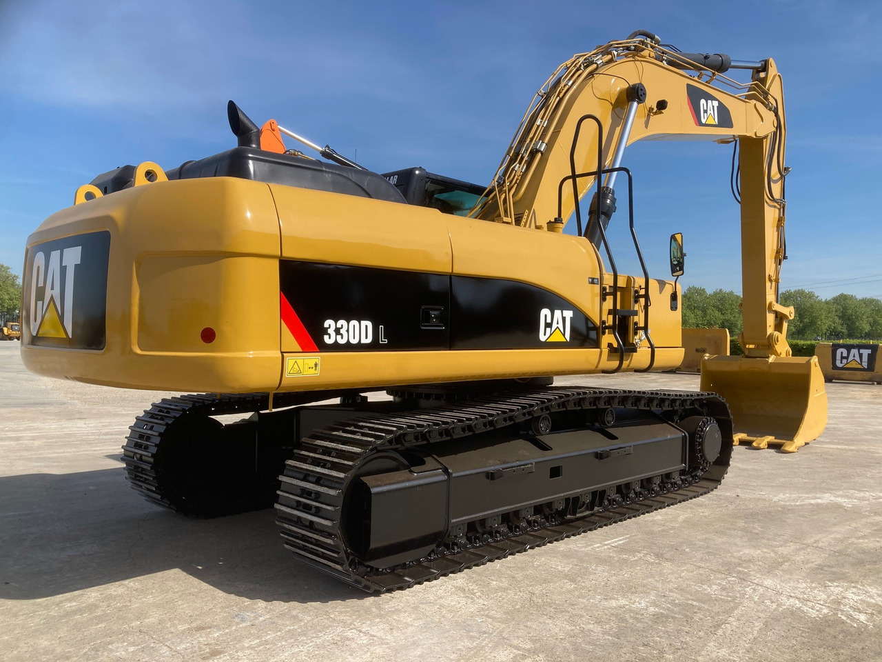 Caterpillar 330DL - Pásové rýpadlo: obrázok 4 Caterpillar 330DL - Pásové rýpadlo: obrázok 4