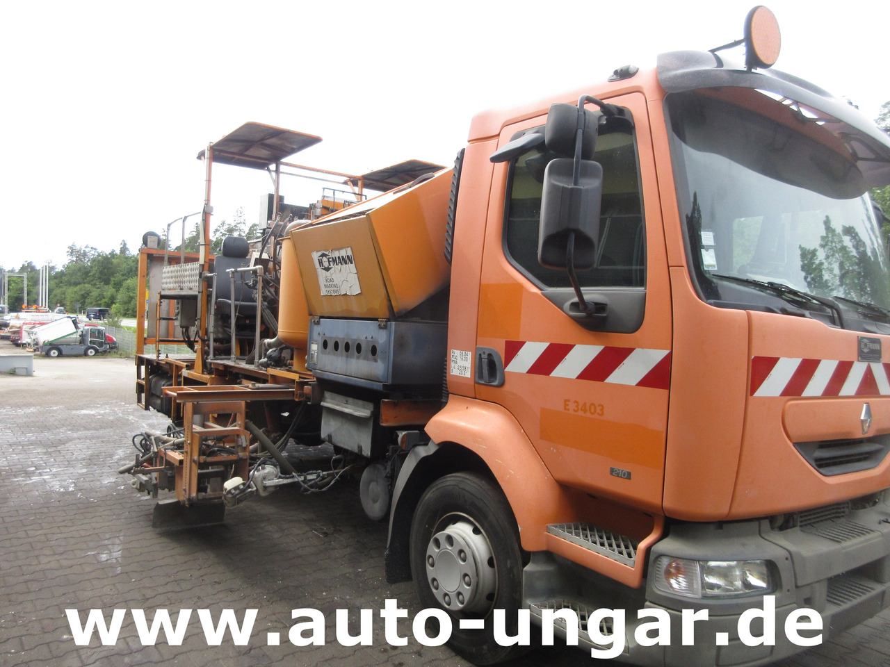 Hofmann H75 - 1000 Thermoplastic Roadmarking Machine Truck Mounted Hot Paint - Asfaltovací stroj: obrázok 2 Hofmann H75 - 1000 Thermoplastic Roadmarking Machine Truck Mounted Hot Paint - Asfaltovací stroj: obrázok 2