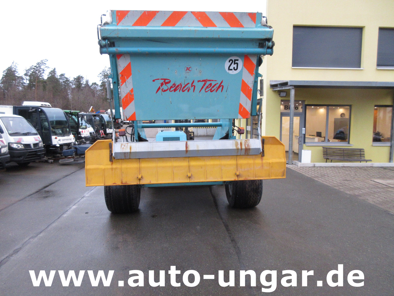 Kässbohrer BeachTech STR 2000 Baujahr 2003 BeachCleaner Strandreiniger °0043 - Komunálne/ Špeciálne stroje: obrázok 5 Kässbohrer BeachTech STR 2000 Baujahr 2003 BeachCleaner Strandreiniger °0043 - Komunálne/ Špeciálne stroje: obrázok 5