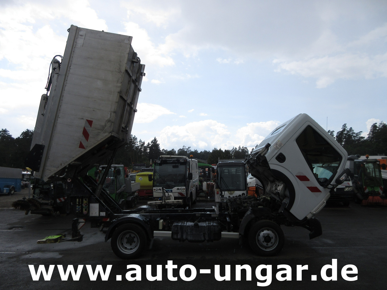 Auto na odvoz odpadu na prepravu odpad RENAULT Maxity 3.500kg Faun Provence Benne Müllwagen 5m³ Alumulde mit Presse: obrázok 28 Auto na odvoz odpadu na prepravu odpad RENAULT Maxity 3.500kg Faun Provence Benne Müllwagen 5m³ Alumulde mit Presse: obrázok 28