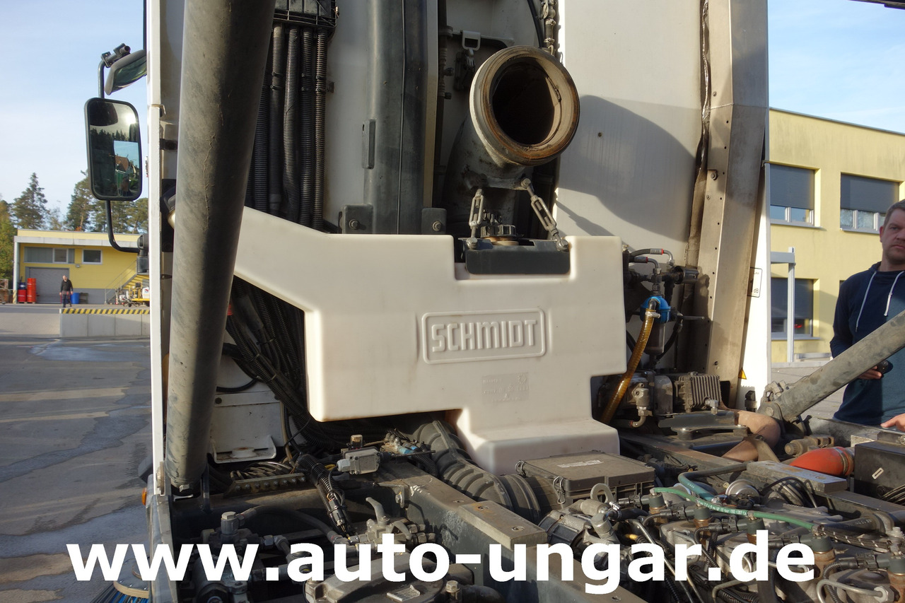 SCHMIDT Cleango 500 EURO 5 3. Besen Baujahr 2013 Kehrmaschine Straßenkehrmaschine - Zametacie vozidlo: obrázok 4 SCHMIDT Cleango 500 EURO 5 3. Besen Baujahr 2013 Kehrmaschine Straßenkehrmaschine - Zametacie vozidlo: obrázok 4