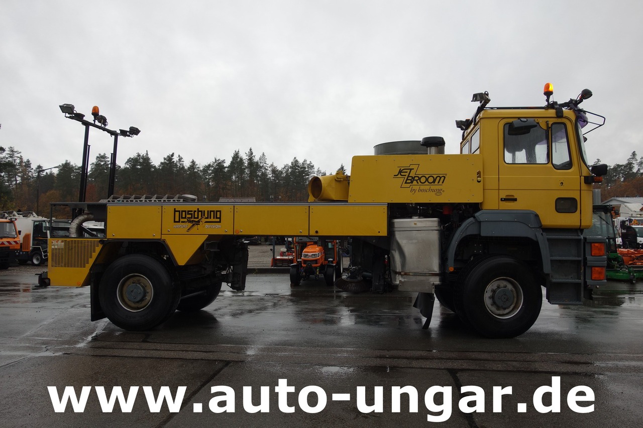 MAN Boschung BJB 8000 Speed Broom 4x4 Offroad Trial Flughafen - Vybavenie letiskových plôch, Vybavenie letiskových plôch: obrázok 5 MAN Boschung BJB 8000 Speed Broom 4x4 Offroad Trial Flughafen - Vybavenie letiskových plôch, Vybavenie letiskových plôch: obrázok 5