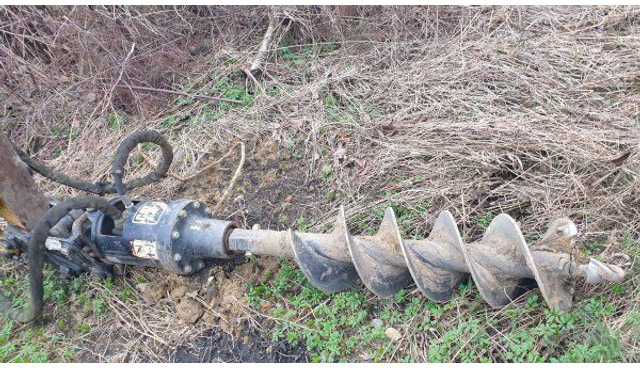 Mini rýpadlo Caterpillar 305 E2 +drill: obrázok 6