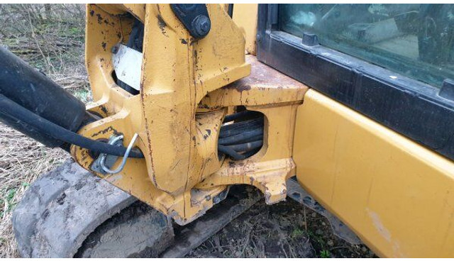 Mini rýpadlo Caterpillar 305 E2 +drill: obrázok 9