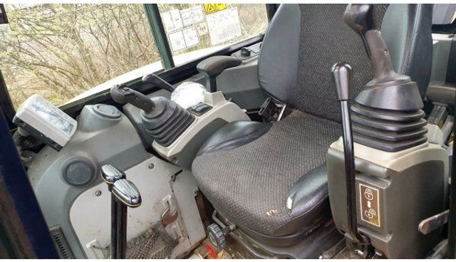 Mini rýpadlo Caterpillar 305 E2 +drill: obrázok 10