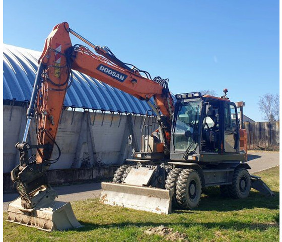 Doosan 18t DX165 WR-7 (DEVELON) - Kolesové rýpadlo: obrázok 2 Doosan 18t DX165 WR-7 (DEVELON) - Kolesové rýpadlo: obrázok 2