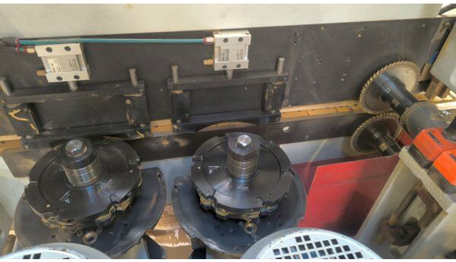 (IT) FRIULMAC - Floormat EQ - Drevoobrábací stroj: obrázok 4 (IT) FRIULMAC - Floormat EQ - Drevoobrábací stroj: obrázok 4