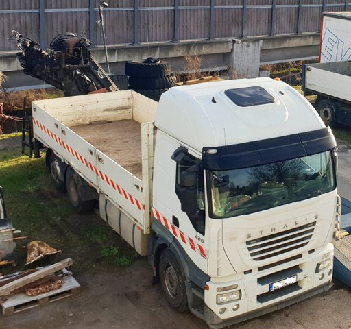Iveco Stralis 420 - Valníkový/ Plošinový nákladný automobil, Auto s hydraulickou rukou: obrázok 2 Iveco Stralis 420 - Valníkový/ Plošinový nákladný automobil, Auto s hydraulickou rukou: obrázok 2