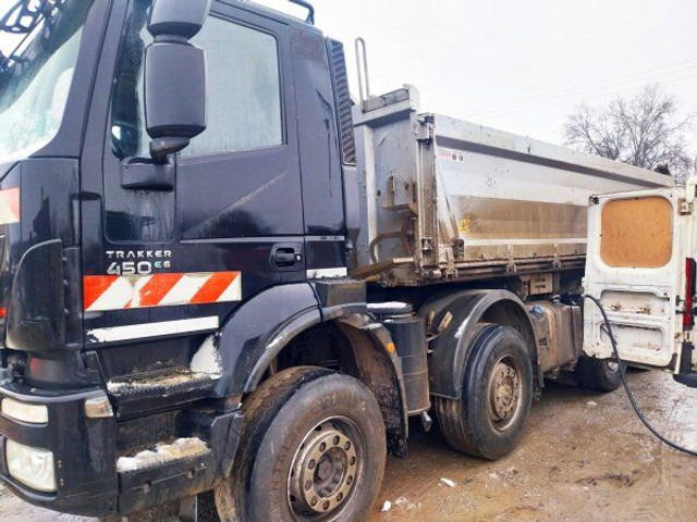 Iveco Trakker 450 - Sklápač: obrázok 1 Iveco Trakker 450 - Sklápač: obrázok 1
