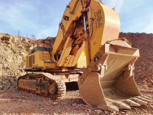 Liebherr R 984C HD (125t) - Pásové rýpadlo: obrázok 2 Liebherr R 984C HD (125t) - Pásové rýpadlo: obrázok 2