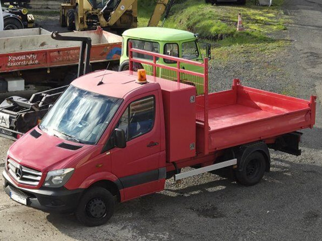 Mercedes-Benz Sprinter 516 CDI 2.2 - Dodávka sklápač: obrázok 4 Mercedes-Benz Sprinter 516 CDI 2.2 - Dodávka sklápač: obrázok 4