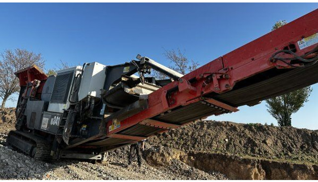 Sandvik QJ 341 - Čeľusťový drvič: obrázok 2 Sandvik QJ 341 - Čeľusťový drvič: obrázok 2