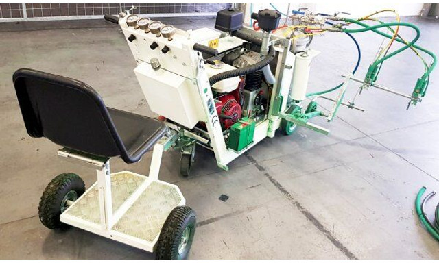 Hofmann H9.1 - Stavebné stroje: obrázok 4 Hofmann H9.1 - Stavebné stroje: obrázok 4