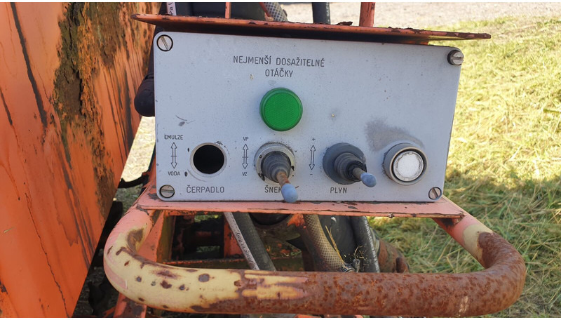 Strassmayr Patchmatic STP 1008 (incomplete! nicht/nie-komplet - Asfaltovací stroj: obrázok 5 Strassmayr Patchmatic STP 1008 (incomplete! nicht/nie-komplet - Asfaltovací stroj: obrázok 5