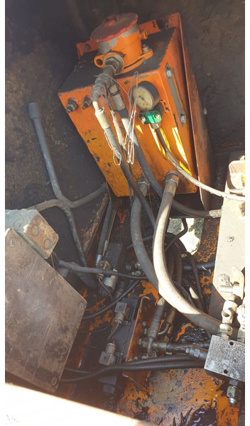 Strassmayr Patchmatic STP 1008 (incomplete! nicht/nie-komplet - Asfaltovací stroj: obrázok 4 Strassmayr Patchmatic STP 1008 (incomplete! nicht/nie-komplet - Asfaltovací stroj: obrázok 4