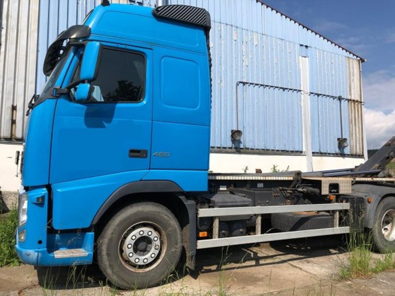 Volvo FH460 - Hákový nosič kontajnerov: obrázok 1 Volvo FH460 - Hákový nosič kontajnerov: obrázok 1