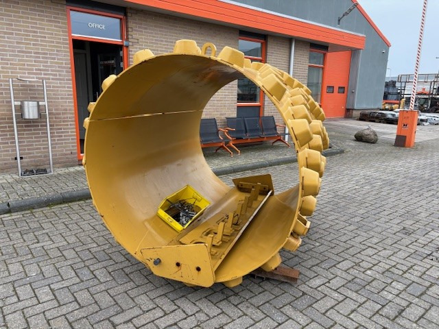 CATERPILLAR CS10/CS11/CS12/CS13 Padfoot kit - Cestný valec: obrázok 2 CATERPILLAR CS10/CS11/CS12/CS13 Padfoot kit - Cestný valec: obrázok 2
