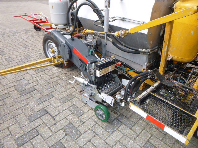 Asfaltovací stroj Clenosol Borum RM533 Super DOT: obrázok 7