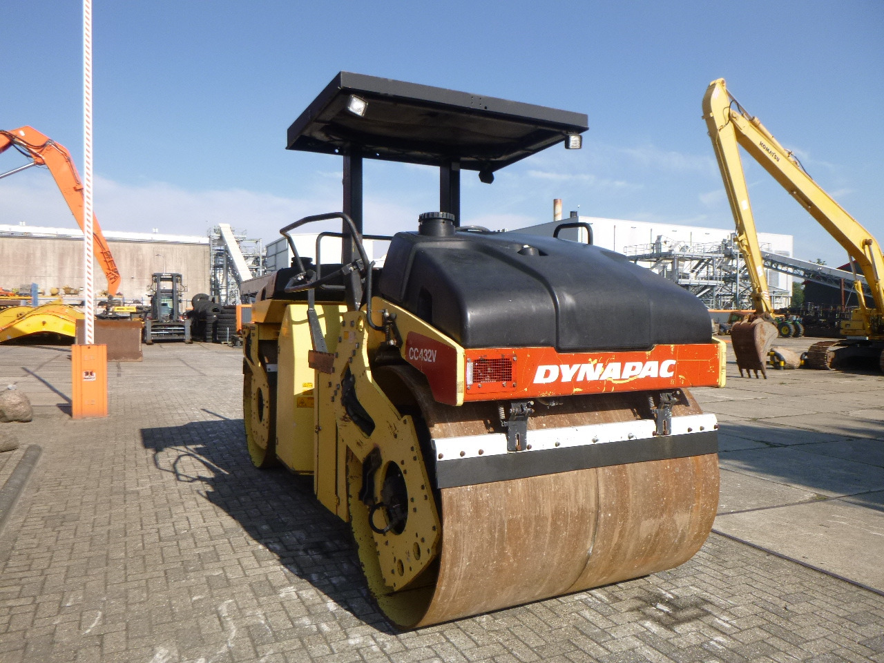 DYNAPAC CC432V - Cestný valec: obrázok 5 DYNAPAC CC432V - Cestný valec: obrázok 5