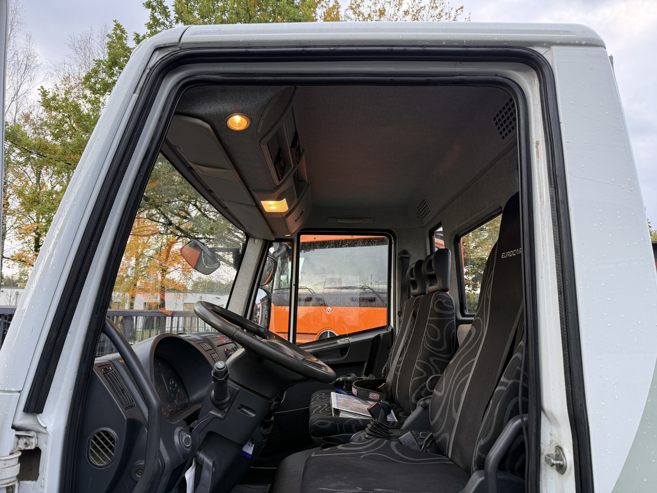 Iveco EuroCargo 80E22 Kran HMF 735 bis 15 Meter - Valníkový/ Plošinový nákladný automobil, Auto s hydraulickou rukou: obrázok 5 Iveco EuroCargo 80E22 Kran HMF 735 bis 15 Meter - Valníkový/ Plošinový nákladný automobil, Auto s hydraulickou rukou: obrázok 5