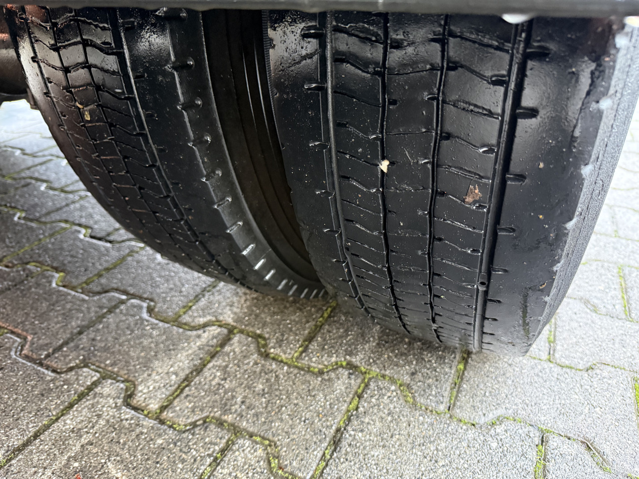 Iveco EuroCargo 80E22 Kran HMF 735 bis 15 Meter - Valníkový/ Plošinový nákladný automobil, Auto s hydraulickou rukou: obrázok 2 Iveco EuroCargo 80E22 Kran HMF 735 bis 15 Meter - Valníkový/ Plošinový nákladný automobil, Auto s hydraulickou rukou: obrázok 2