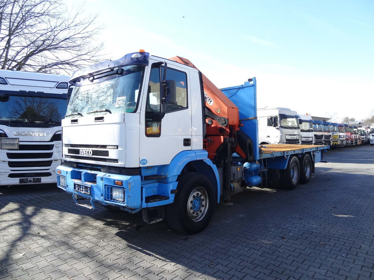 Auto s hydraulickou rukou, Valníkový/ Plošinový nákladný automobil Iveco EuroTrakker 260E31 6X4 Palfinger 36002: obrázok 8