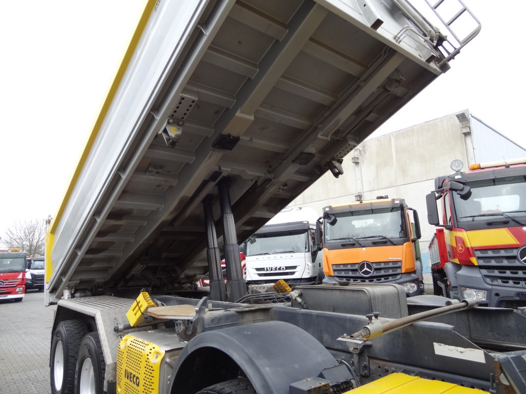 Iveco Trakker 450 8X4 Meiller - Sklápač: obrázok 4 Iveco Trakker 450 8X4 Meiller - Sklápač: obrázok 4