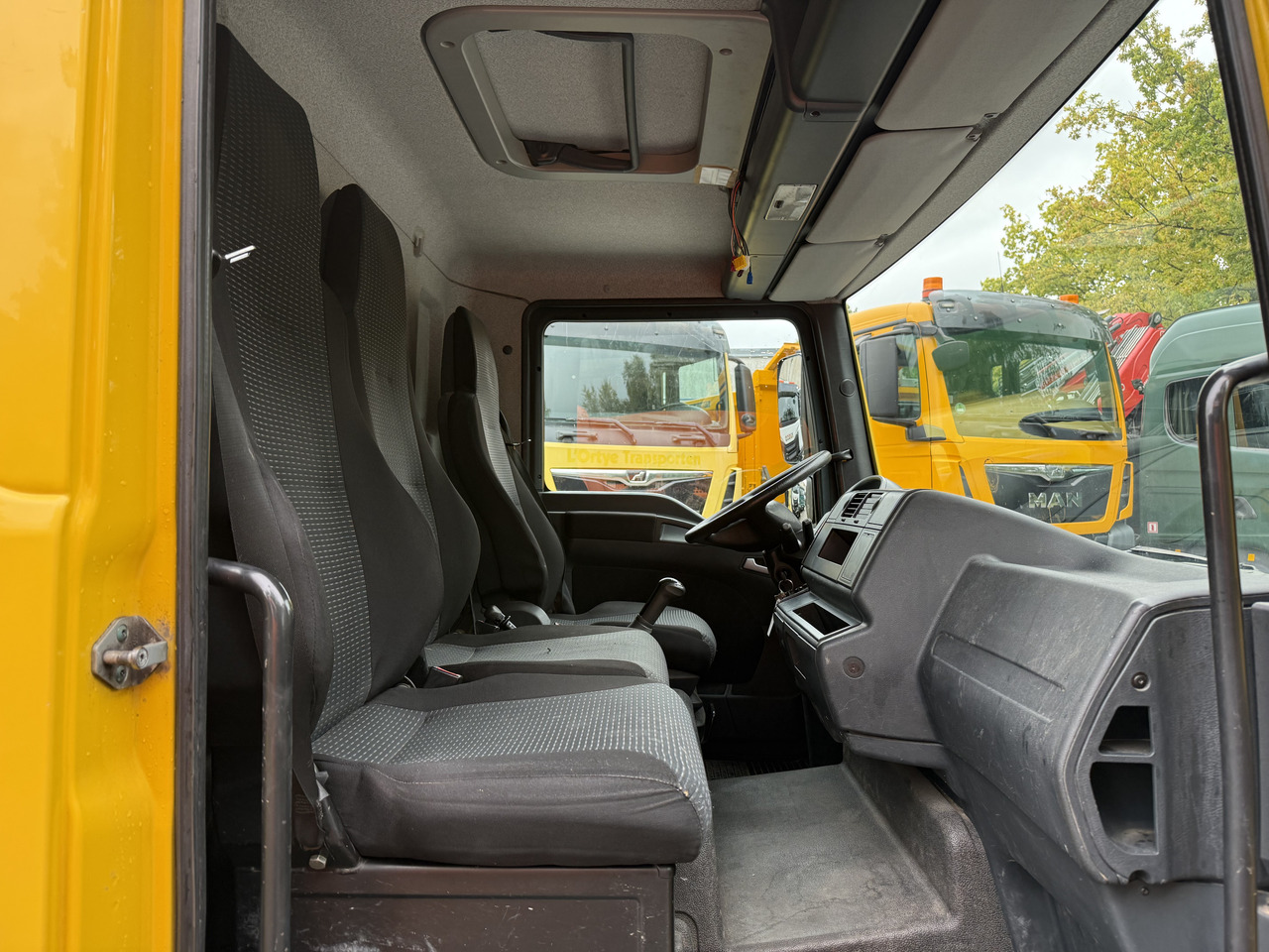 MAN TGL 8.180 BB - Valníkový/ Plošinový nákladný automobil: obrázok 5 MAN TGL 8.180 BB - Valníkový/ Plošinový nákladný automobil: obrázok 5