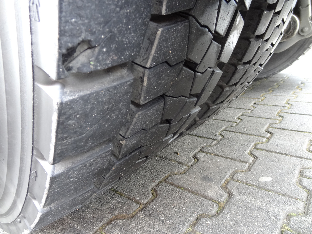 MAN TGS 26.320 6X4 BB mit Kran Fassi F175 - Valníkový/ Plošinový nákladný automobil, Auto s hydraulickou rukou: obrázok 5 MAN TGS 26.320 6X4 BB mit Kran Fassi F175 - Valníkový/ Plošinový nákladný automobil, Auto s hydraulickou rukou: obrázok 5