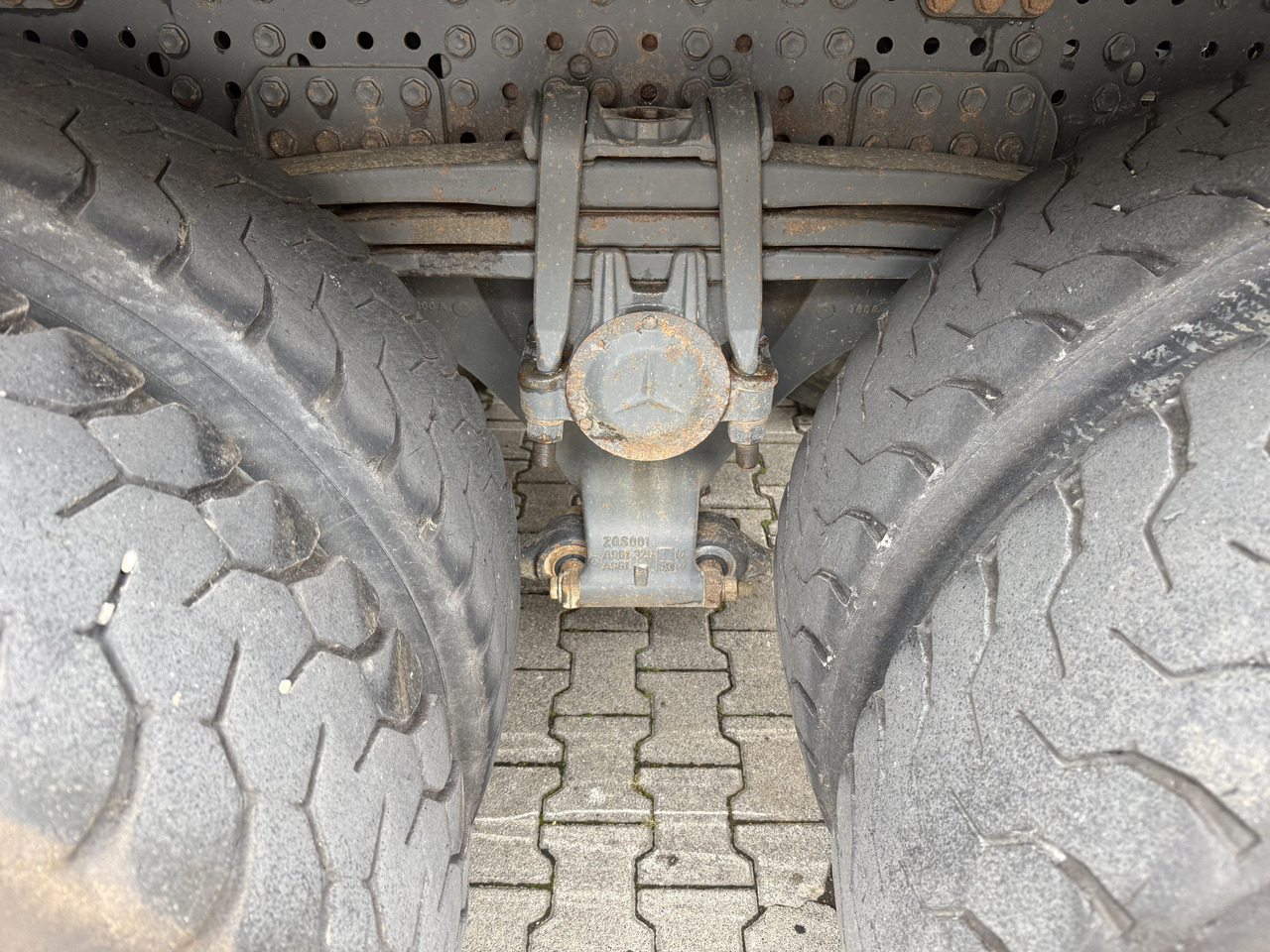 Mercedes-Benz Arocs 3245 K 8X4 - Sklápač: obrázok 5 Mercedes-Benz Arocs 3245 K 8X4 - Sklápač: obrázok 5