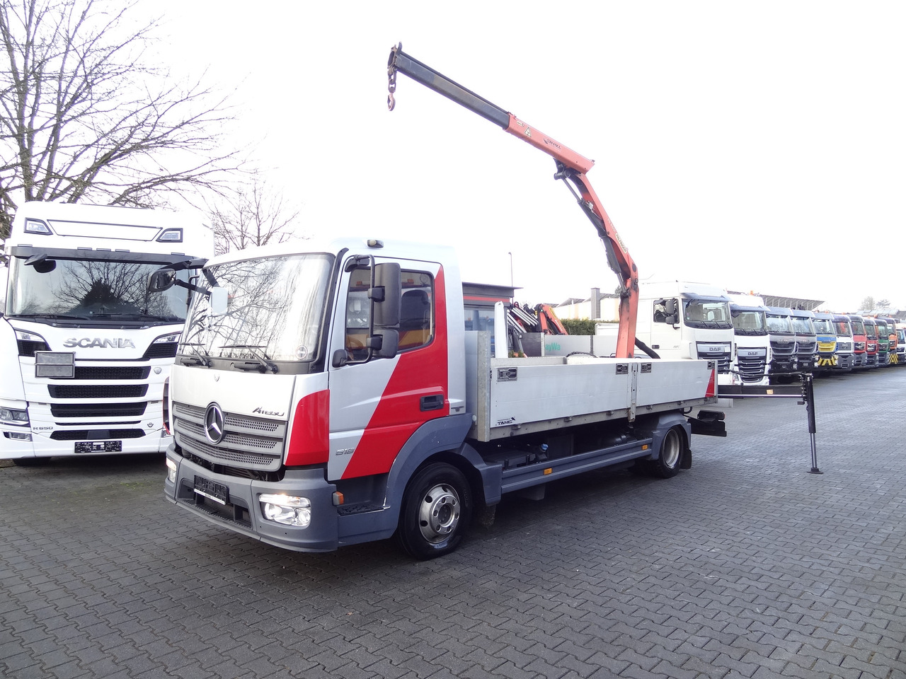 Mercedes-Benz Atego 818 Kran Palfinger 6501 - Valníkový/ Plošinový nákladný automobil, Auto s hydraulickou rukou: obrázok 1 Mercedes-Benz Atego 818 Kran Palfinger 6501 - Valníkový/ Plošinový nákladný automobil, Auto s hydraulickou rukou: obrázok 1