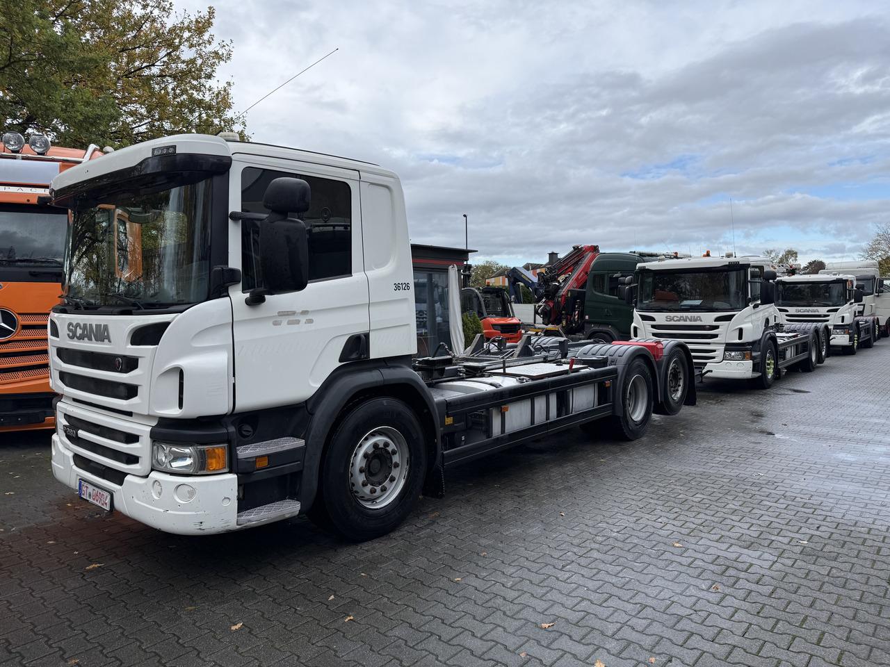 Scania P280 6X2*4 - Podvozek s kabinou: obrázok 1 Scania P280 6X2*4 - Podvozek s kabinou: obrázok 1