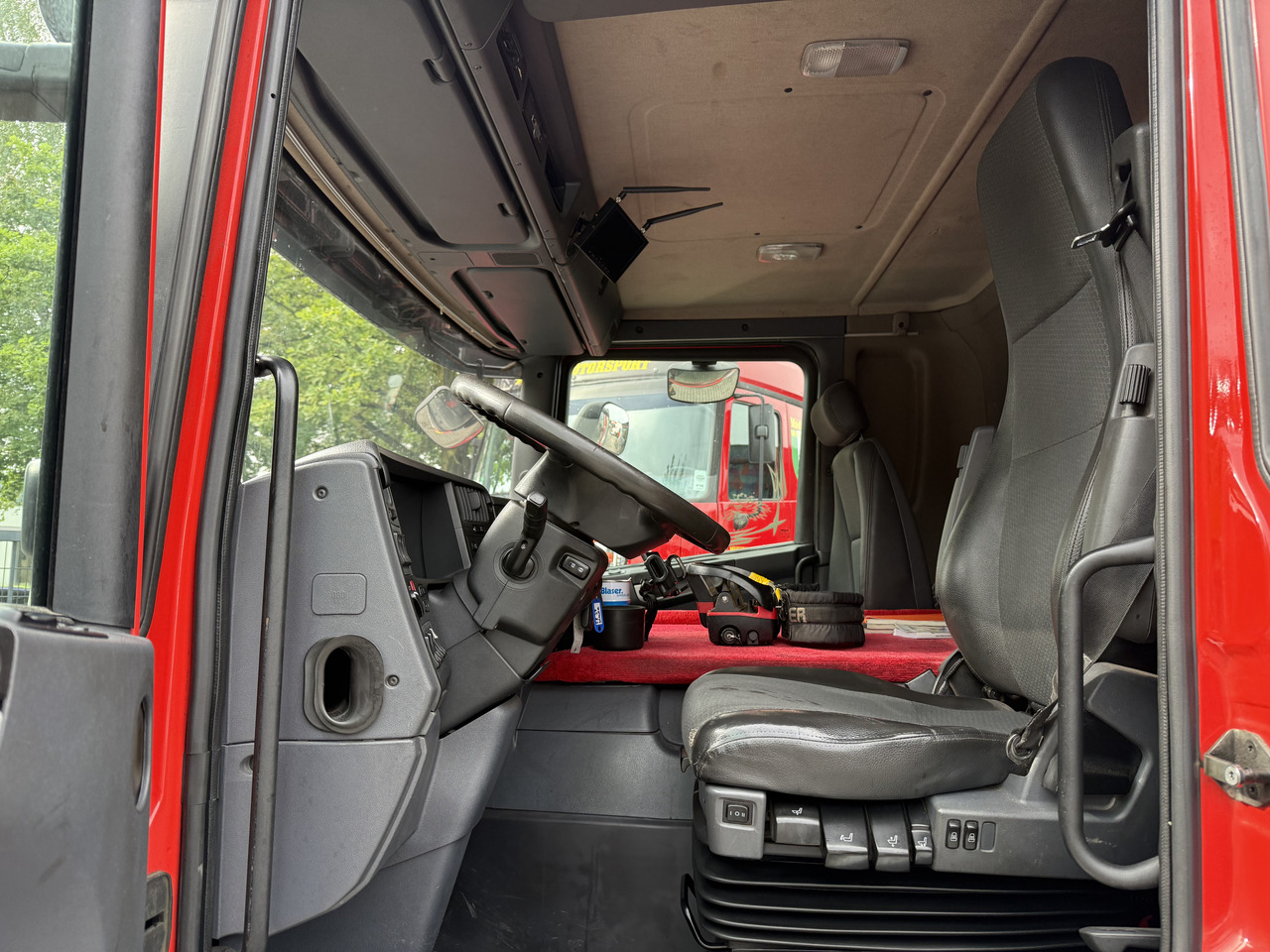 Scania P410 4X2 Palfinger PK 13001 - Valníkový/ Plošinový nákladný automobil, Auto s hydraulickou rukou: obrázok 4 Scania P410 4X2 Palfinger PK 13001 - Valníkový/ Plošinový nákladný automobil, Auto s hydraulickou rukou: obrázok 4