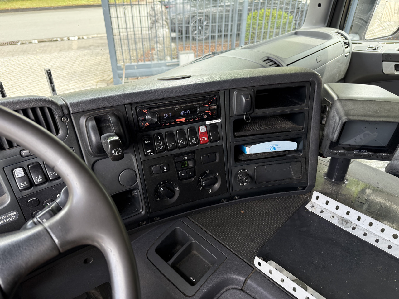 Scania P420 8X2*6 - Podvozek s kabinou: obrázok 2 Scania P420 8X2*6 - Podvozek s kabinou: obrázok 2