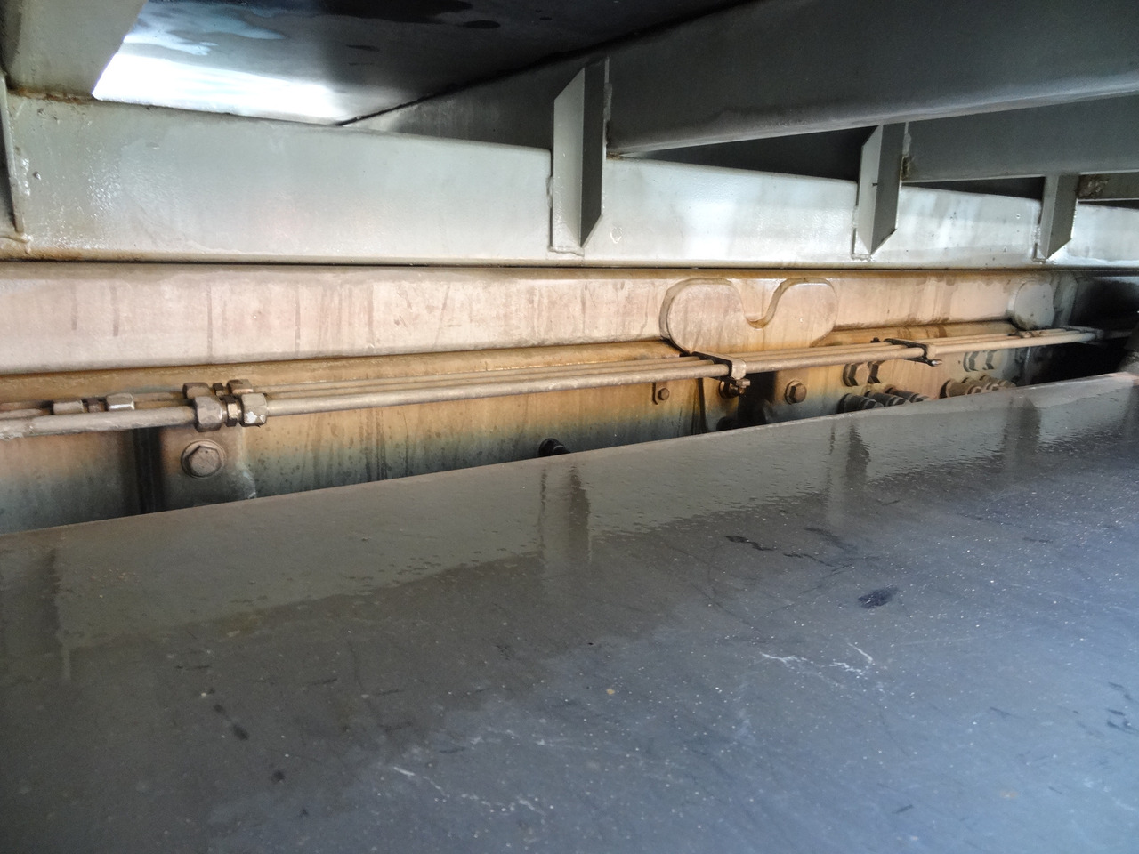 Scania R440 6X2*4 Kran HMF 3000 bis 30 Meter - Auto s hydraulickou rukou, Valníkový/ Plošinový nákladný automobil: obrázok 2 Scania R440 6X2*4 Kran HMF 3000 bis 30 Meter - Auto s hydraulickou rukou, Valníkový/ Plošinový nákladný automobil: obrázok 2