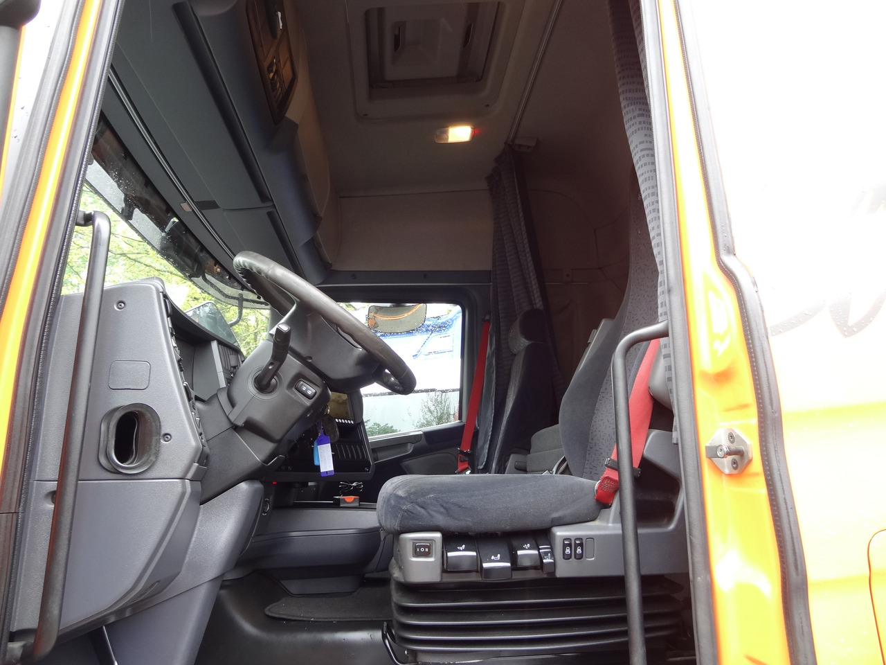 Scania R480 6X2*4 Kran Atlas 240 bis 20 Meter - Valníkový/ Plošinový nákladný automobil, Auto s hydraulickou rukou: obrázok 3 Scania R480 6X2*4 Kran Atlas 240 bis 20 Meter - Valníkový/ Plošinový nákladný automobil, Auto s hydraulickou rukou: obrázok 3