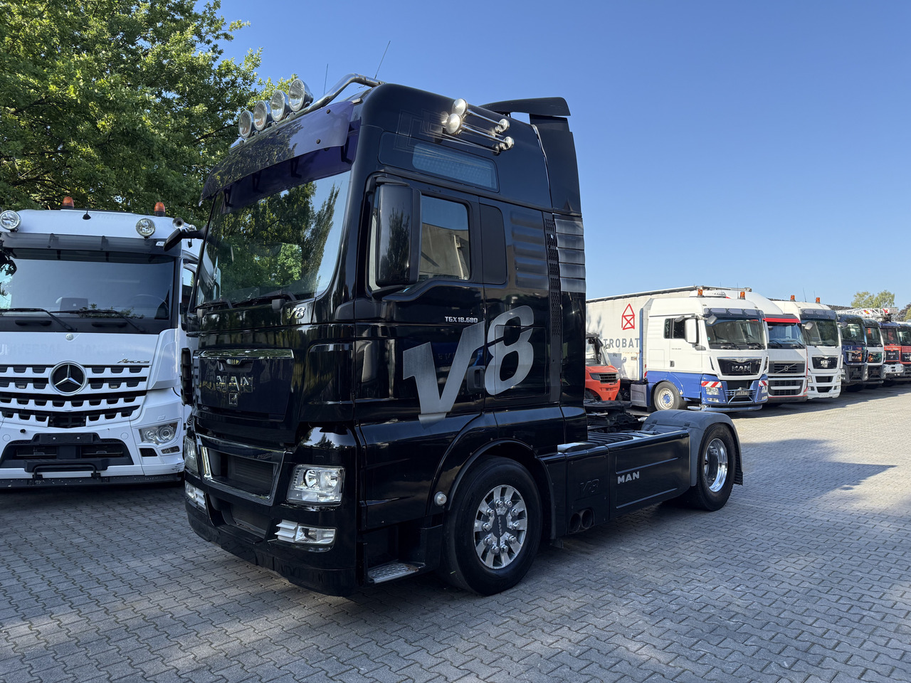 MAN TGX 18.680 4X2 BLS V8 - Ťahač: obrázok 1 MAN TGX 18.680 4X2 BLS V8 - Ťahač: obrázok 1