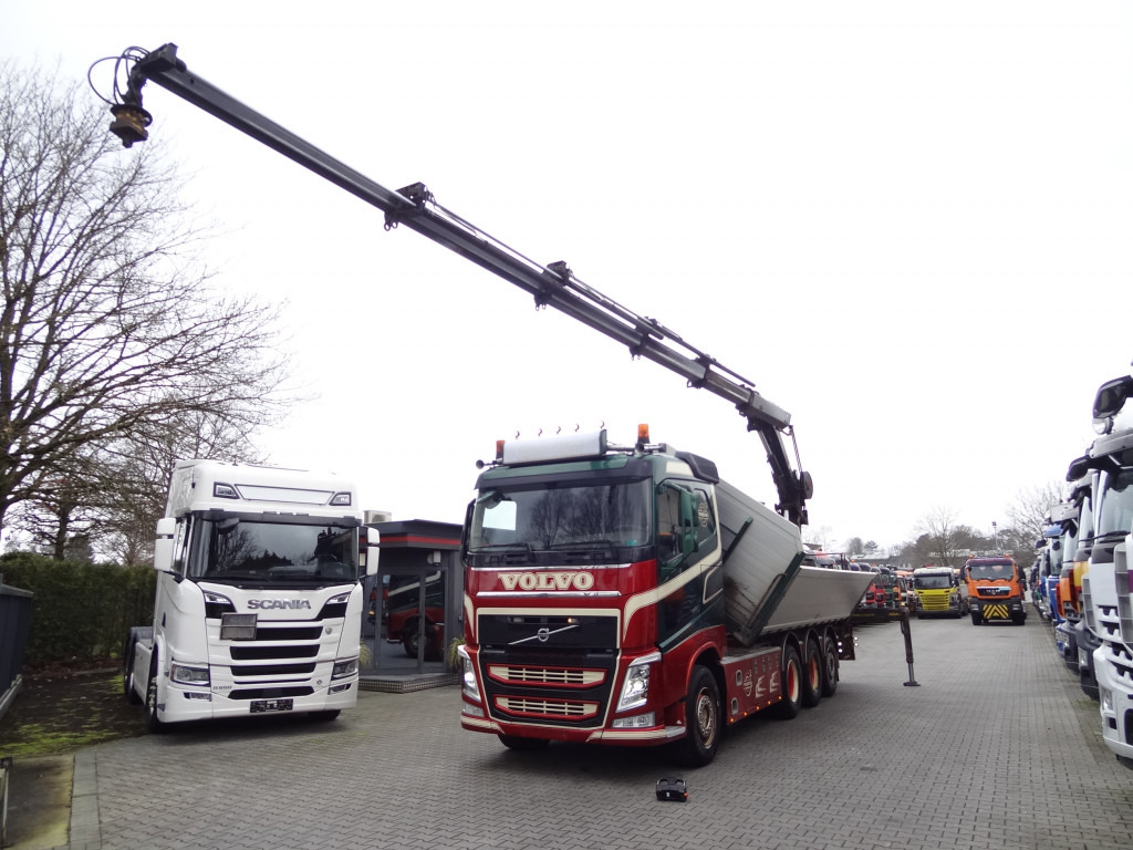 Volvo FH540 8X4 Kipper mit Kran Hiab 244-5 - Auto s hydraulickou rukou, Sklápač: obrázok 1 Volvo FH540 8X4 Kipper mit Kran Hiab 244-5 - Auto s hydraulickou rukou, Sklápač: obrázok 1