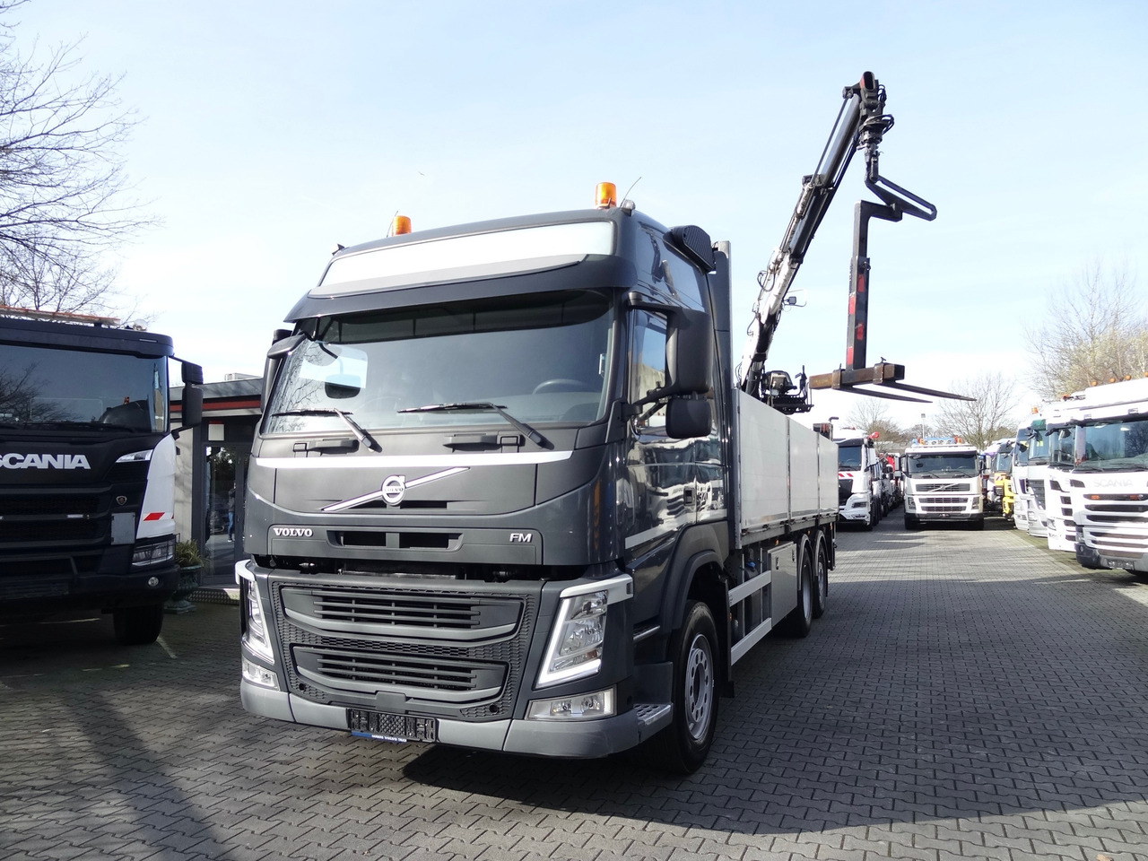 Volvo FM370 6X2*4 Kennis K14 Kran - Valníkový/ Plošinový nákladný automobil, Auto s hydraulickou rukou: obrázok 2 Volvo FM370 6X2*4 Kennis K14 Kran - Valníkový/ Plošinový nákladný automobil, Auto s hydraulickou rukou: obrázok 2