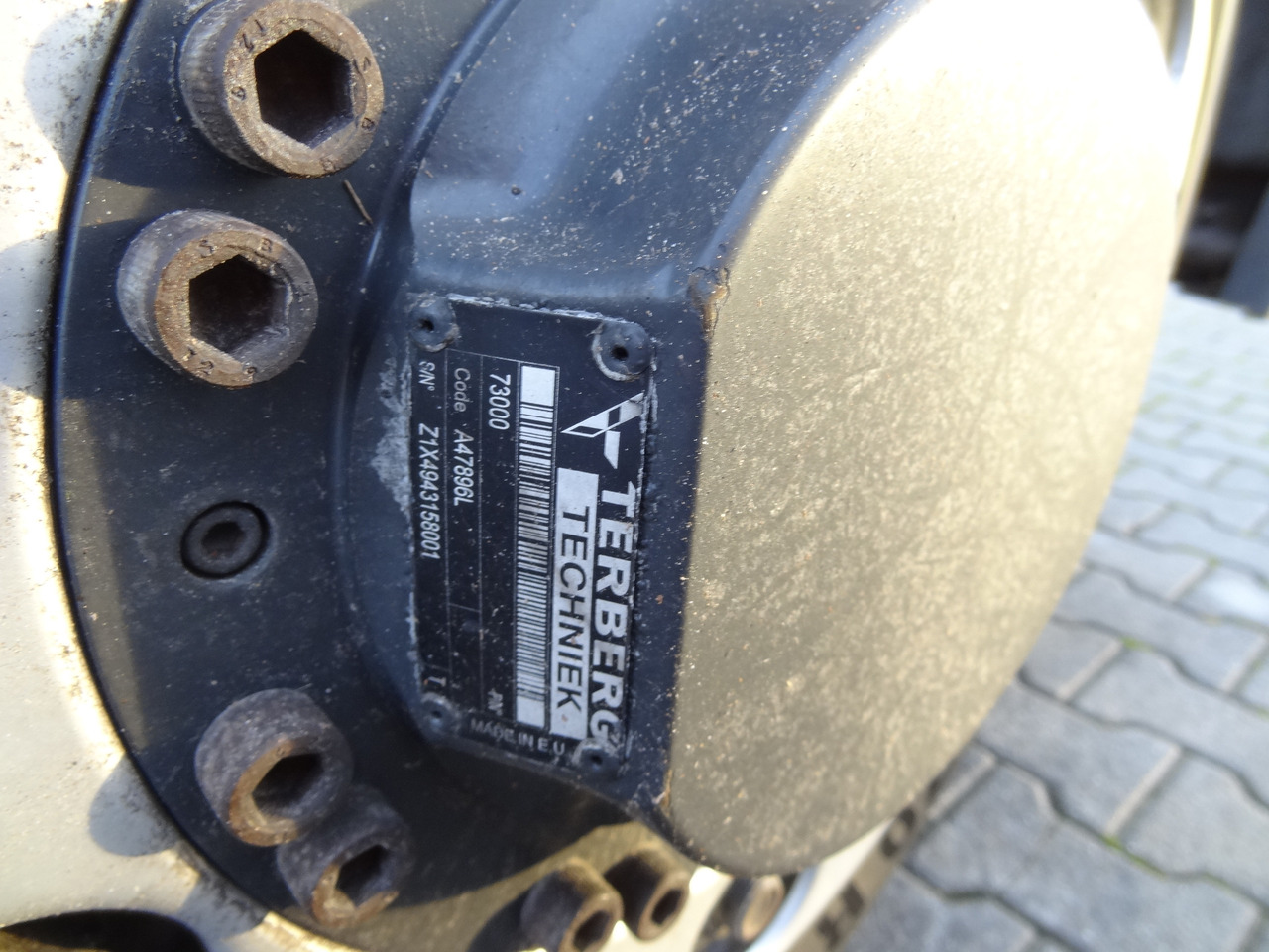 Volvo FM420 4X4 X-Track - Podvozek s kabinou: obrázok 2 Volvo FM420 4X4 X-Track - Podvozek s kabinou: obrázok 2