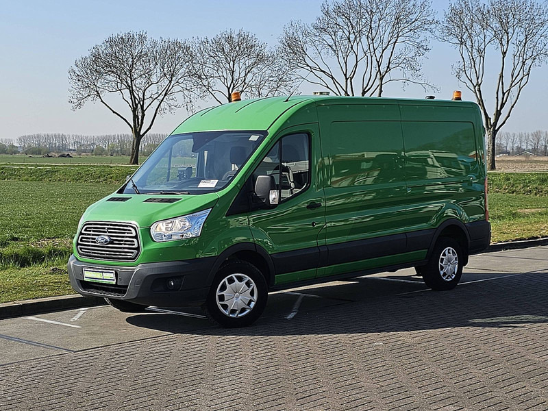 Ford Transit 2.0 TDCI 130 AMB. L3H2 - Furgon: obrázok 2 Ford Transit 2.0 TDCI 130 AMB. L3H2 - Furgon: obrázok 2
