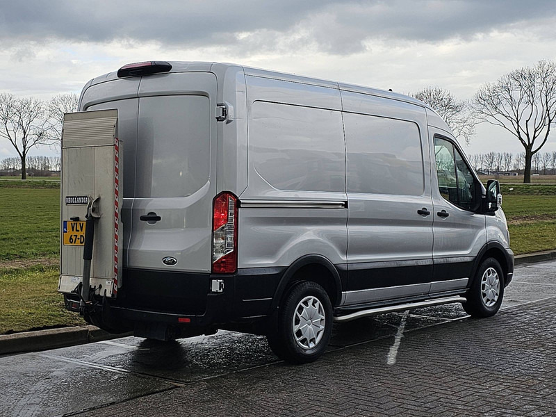 Ford Transit 350 AC AUTOMAAT EURO6 - Furgon: obrázok 3 Ford Transit 350 AC AUTOMAAT EURO6 - Furgon: obrázok 3
