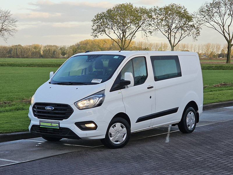 Ford Transit Custom 2.0 L1H1 Dub.- Cab. Navi - Malá dodávka: obrázok 2 Ford Transit Custom 2.0 L1H1 Dub.- Cab. Navi - Malá dodávka: obrázok 2