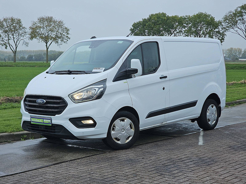 Ford Transit Custom 2.0 L1H1 Navi Euro6 - Malá dodávka: obrázok 2 Ford Transit Custom 2.0 L1H1 Navi Euro6 - Malá dodávka: obrázok 2