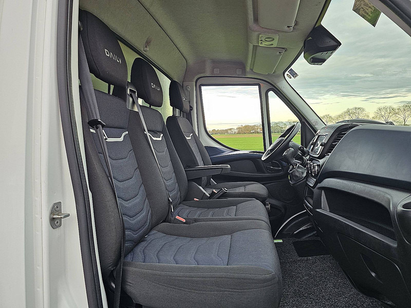 Dodávka skriňová nadstavba Iveco Daily 35 S 16 AUT. LAADKLEP: obrázok 7