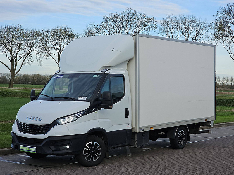 Iveco Daily 35 S 16 AUT. LAADKLEP - Dodávka skriňová nadstavba: obrázok 2 Iveco Daily 35 S 16 AUT. LAADKLEP - Dodávka skriňová nadstavba: obrázok 2