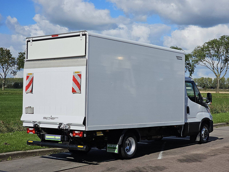 Iveco Daily 35C16 Bakwagen Laadklep - Dodávka skriňová nadstavba: obrázok 3 Iveco Daily 35C16 Bakwagen Laadklep - Dodávka skriňová nadstavba: obrázok 3